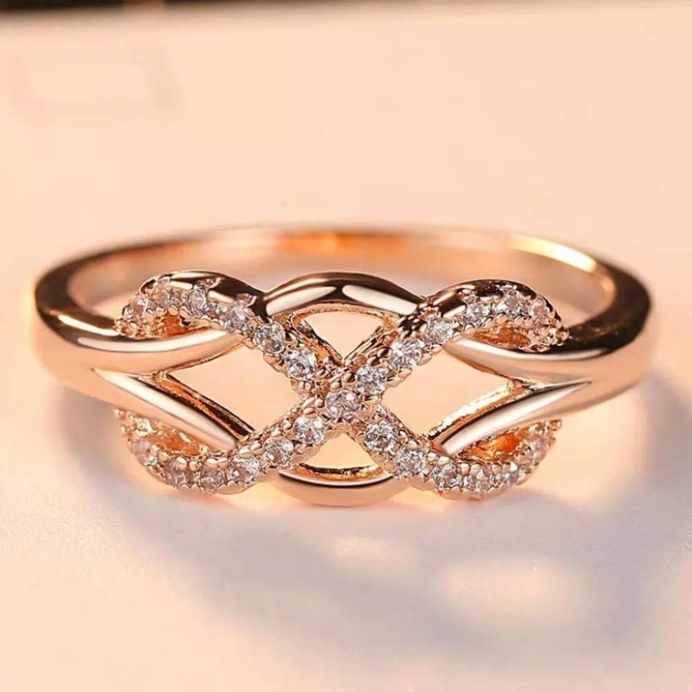 New Cubic Zirconia Crystal Infinite Ring - Picture 4 of 4